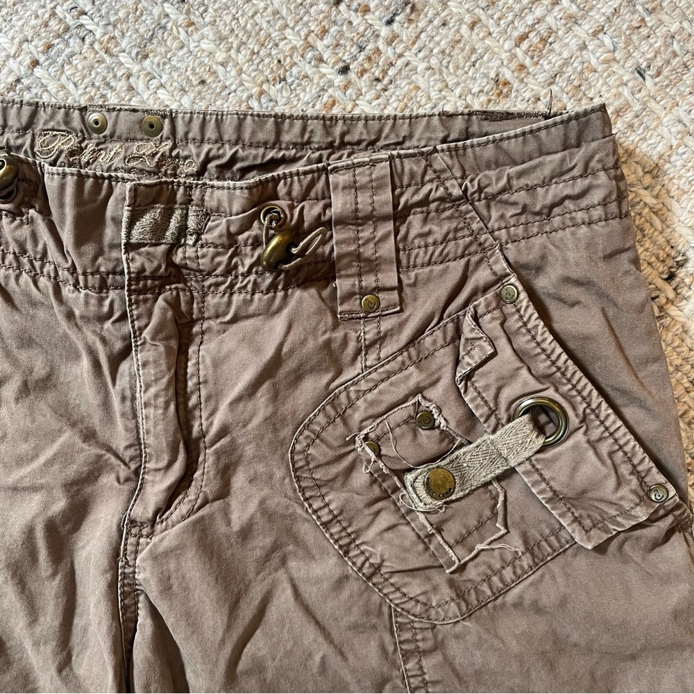 Y2K Point Zero Utility Cargo Bermuda Shorts in Brown Size 9/10 - Picture 2 of 5